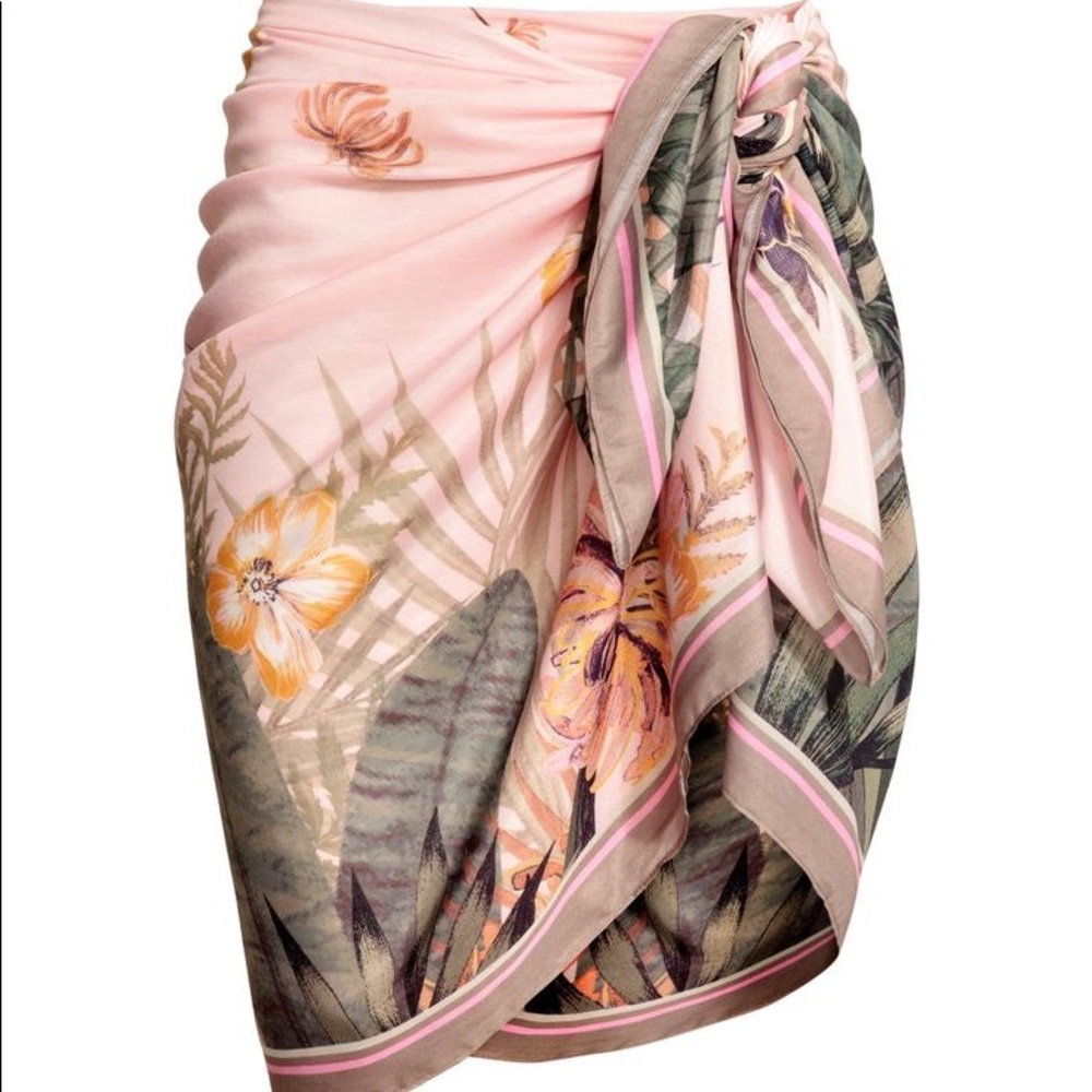 Beautiful sarong / scarf